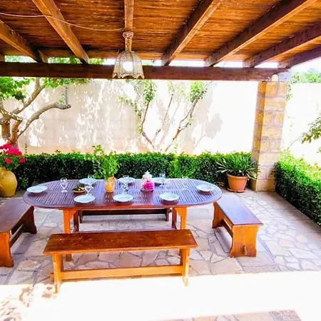 Cigaline Villa